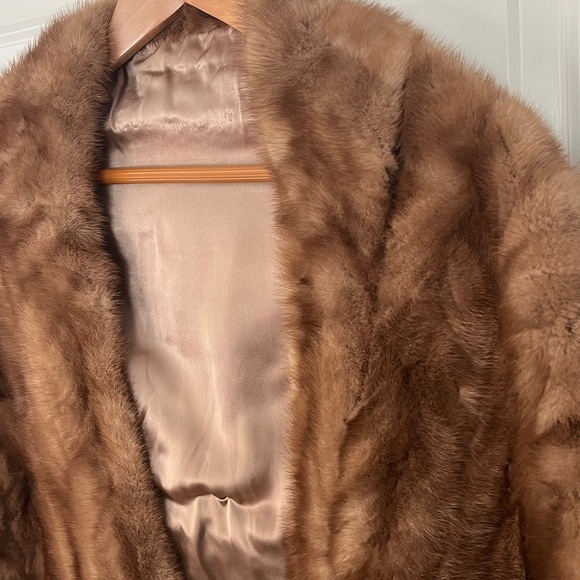 Mink Stole medium golden Brown Fur Shawl Wrap - Picture 4 of 7